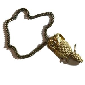 True Vintage 1970s Golden Peek a Boo Owl Pendant Necklace Razza